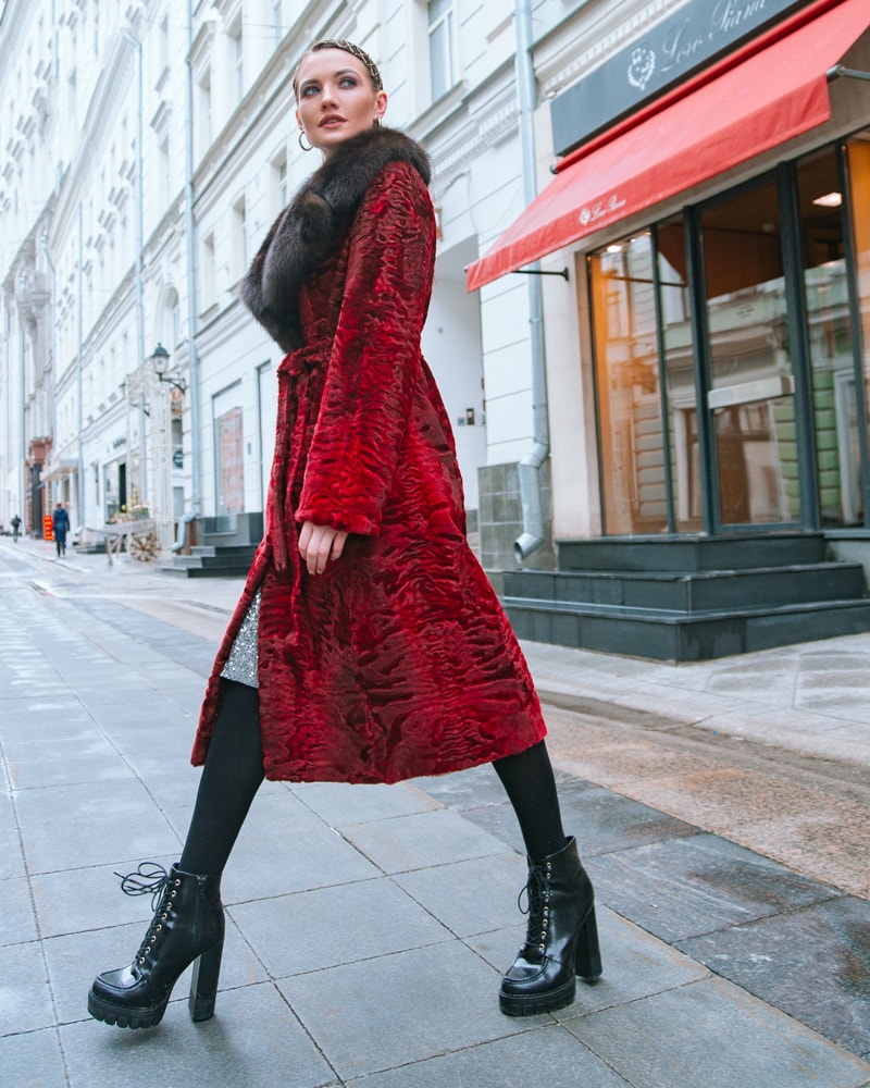 Официальный сайт фабрики меховых изделий ELENA FURS